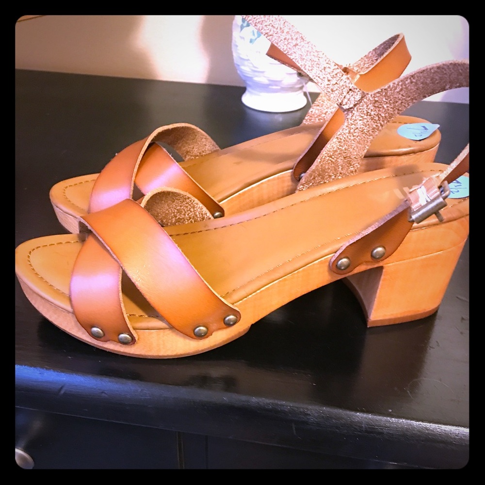 Clog style sandals